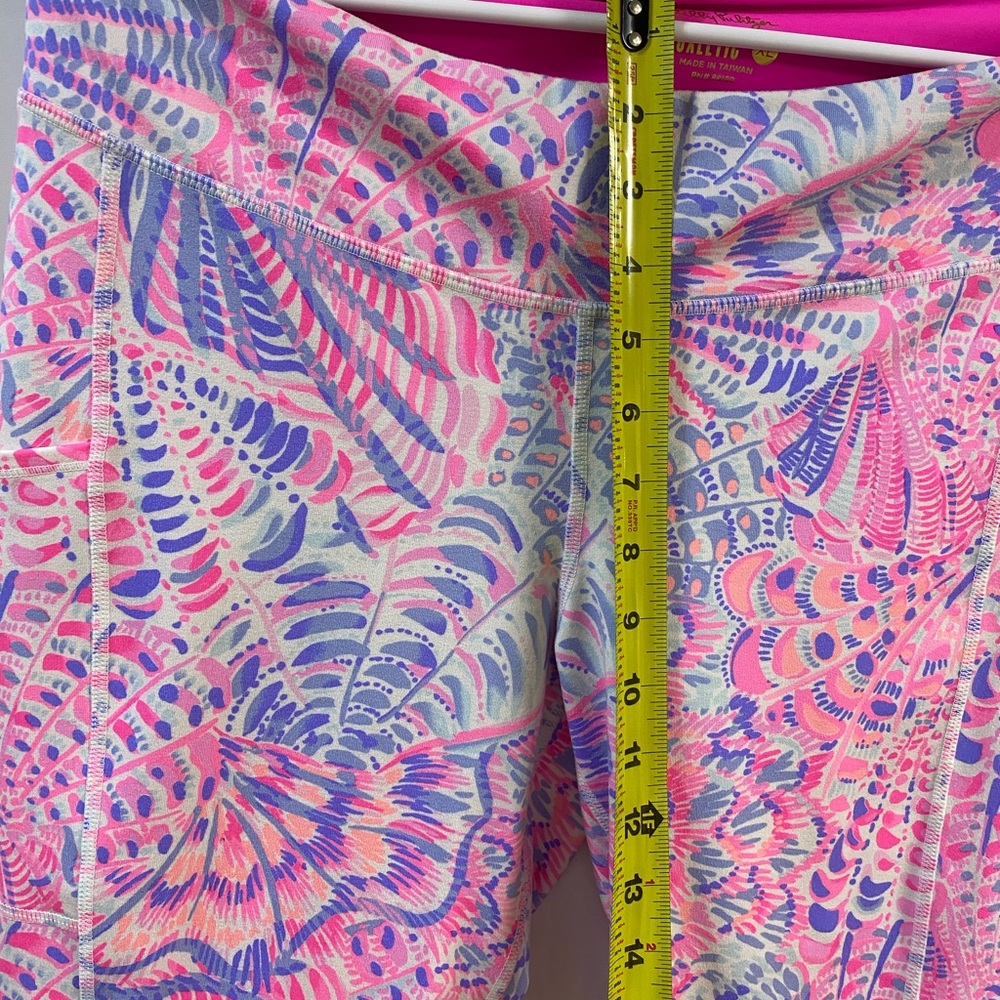 Lilly Pulitzer Pink & Purple Printed Active Leggings - Picture 5 of 10